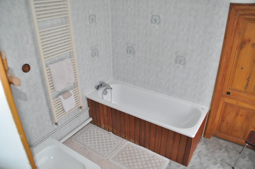 Chambres D'Hotes Le Manoir D'EsnevalCriquetot-lʼEsneval 部屋 写真
